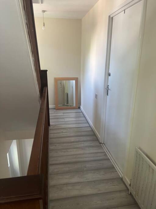 Extra Large House In Woolwich Villa Plumstead  Exteriör bild